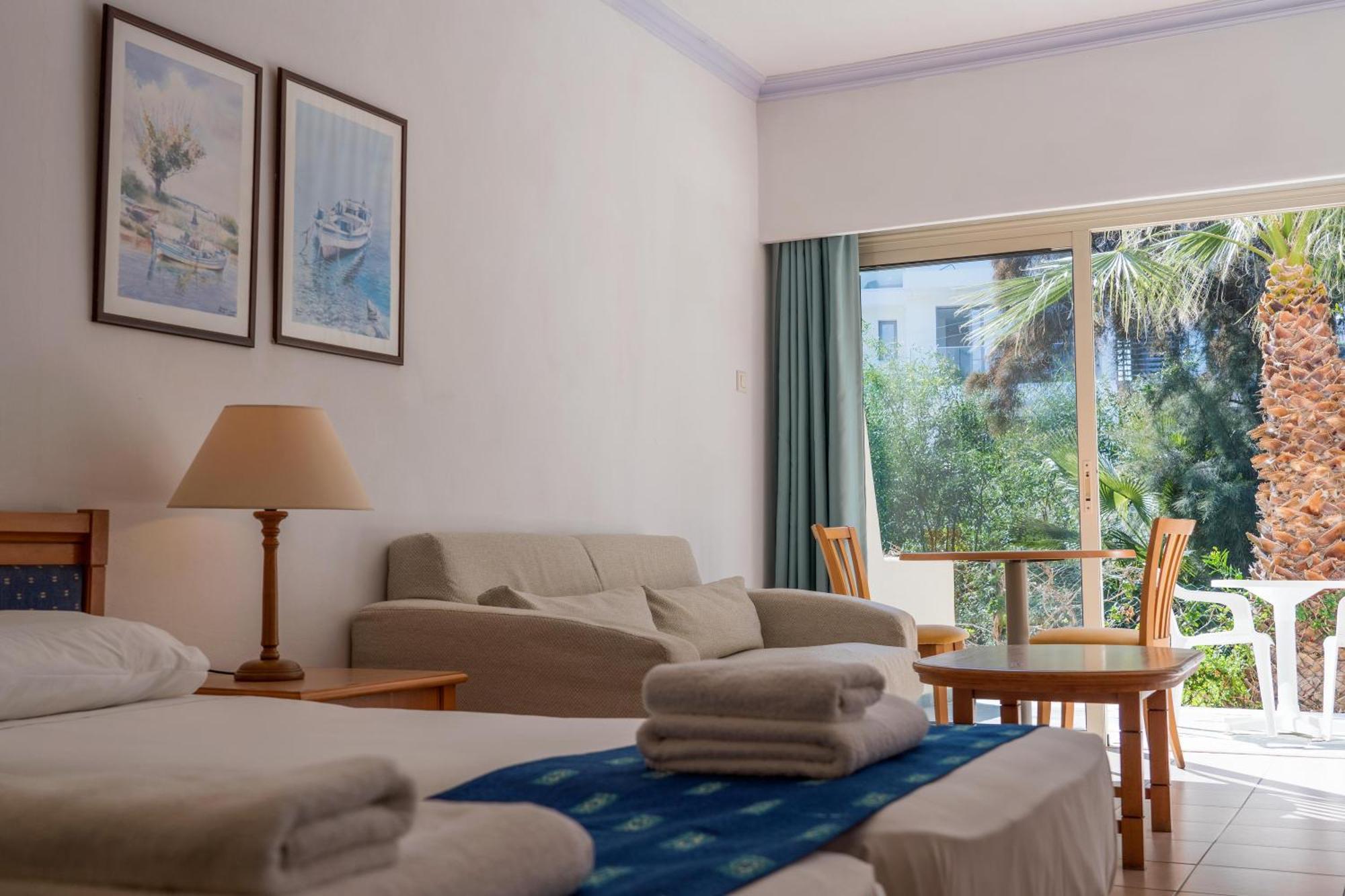One-Bedroom Apartment,1687453196:JPEG